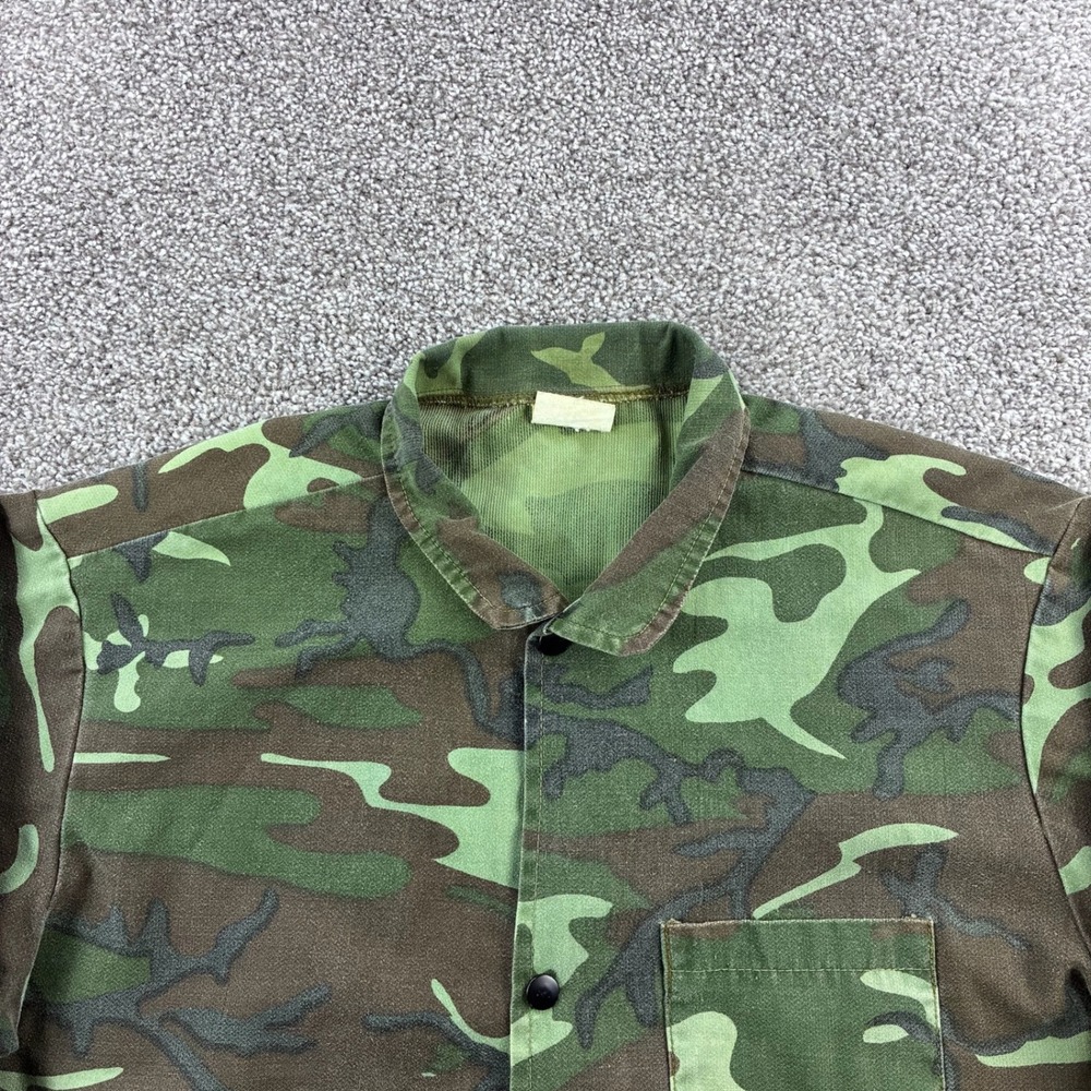 Vintage 70s Camo Utility Jacket Mens XL Green Woodland Military Hunting Button - Picture 2 of 8